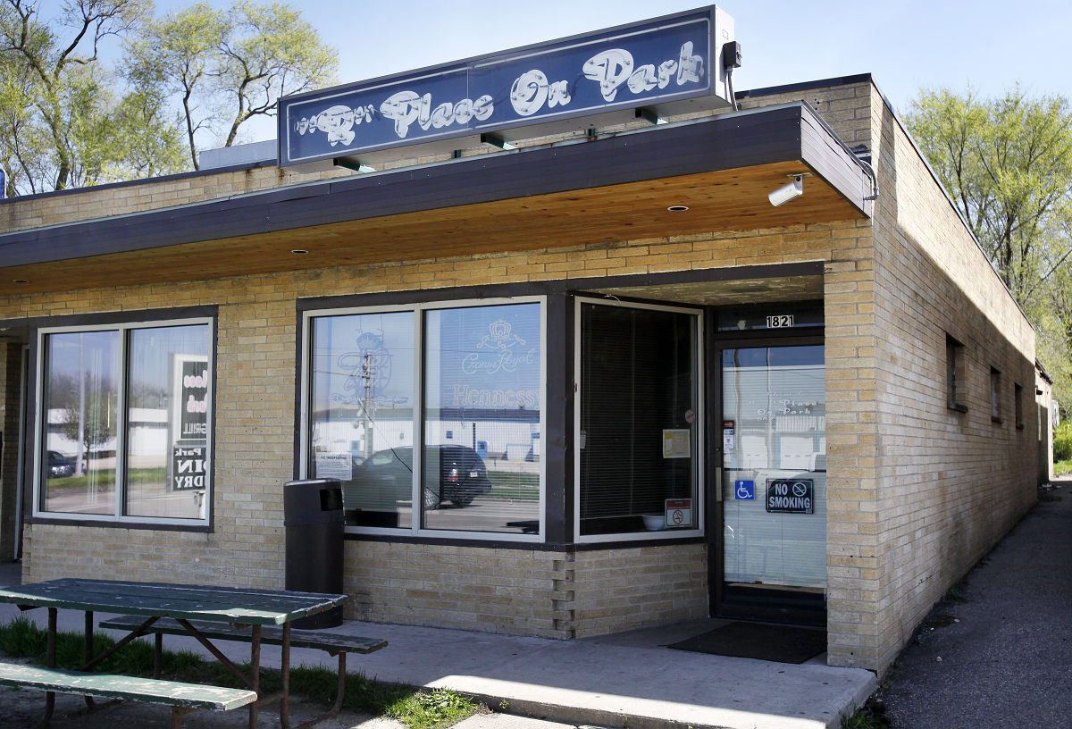 R Place on Park